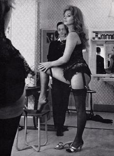 Sophia Loren feet photo thumbnail