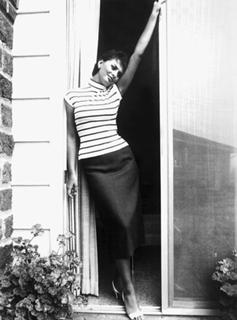 Sophia Loren feet photo thumbnail