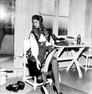 Sophia Loren feet photo thumbnail