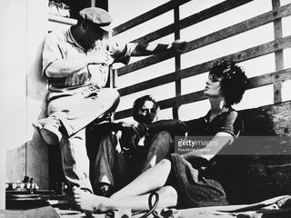 Sophia Loren feet photo thumbnail