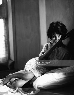 Sophia Loren feet photo thumbnail