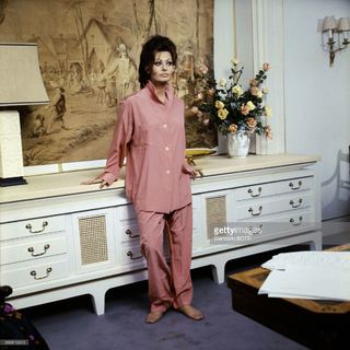Sophia Loren feet photo thumbnail