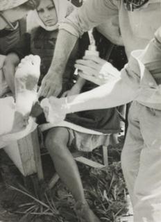 Sophia Loren feet photo thumbnail