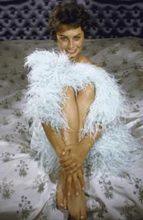 Sophia Loren feet photo thumbnail