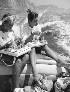 Sophia Loren feet photo thumbnail