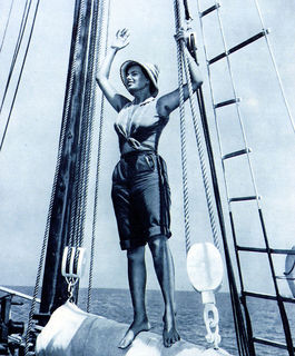 Sophia Loren feet photo thumbnail