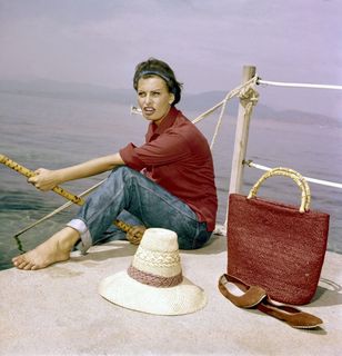 Sophia Loren feet photo thumbnail