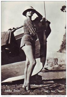 Sophia Loren feet photo thumbnail