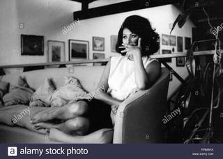 Sophia Loren feet photo thumbnail