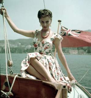 Sophia Loren feet photo thumbnail