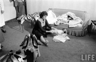 Sophia Loren feet photo thumbnail