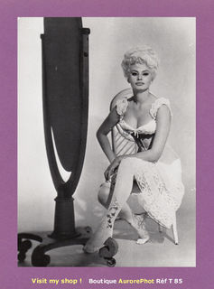 Sophia Loren feet photo thumbnail