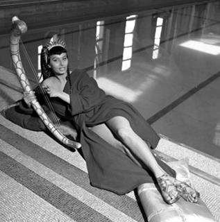 Sophia Loren feet photo thumbnail