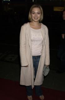 Sophia Myles feet photo thumbnail