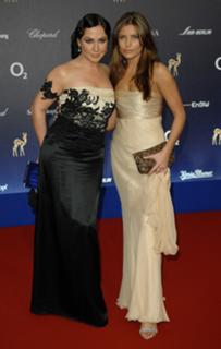 Sophia Thomalla feet photo thumbnail