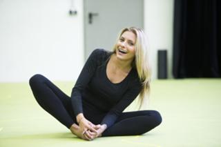 Sophia Thomalla feet photo thumbnail