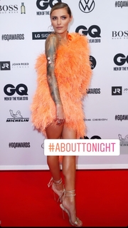Sophia Thomalla feet photo thumbnail