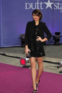 Sophia Thomalla feet photo thumbnail