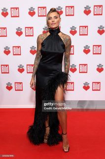 Sophia Thomalla feet photo 16
