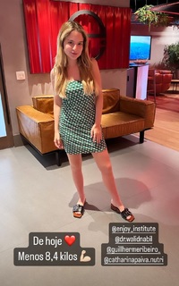 Sophia Valverde feet photo 13