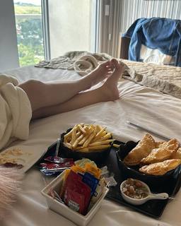 Sophia Valverde feet photo 19