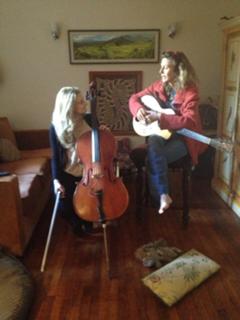 Sophie B. Hawkins feet photo 9