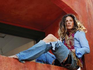 Sophie B. Hawkins feet photo 2