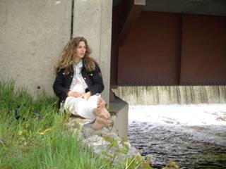Sophie B. Hawkins feet photo 1