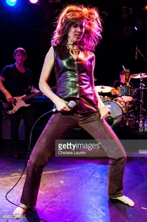 Sophie B. Hawkins feet photo 14