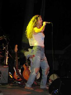 Sophie B. Hawkins feet photo 17