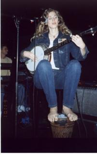 Sophie B. Hawkins feet photo 1