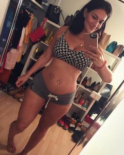 Sophie Brussaux feet photo 2