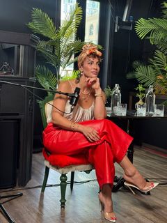 Sophie Brussaux feet photo 11