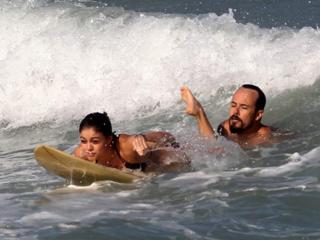 Sophie Charlotte feet photo thumbnail