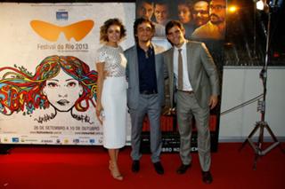 Sophie Charlotte feet photo thumbnail