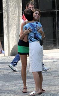 Sophie Charlotte feet photo thumbnail