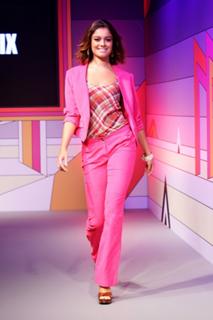 Sophie Charlotte feet photo thumbnail