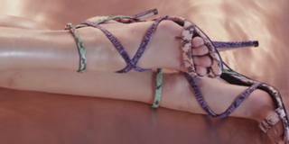 Sophie Charlotte feet photo thumbnail