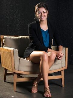 Sophie Charlotte feet photo thumbnail