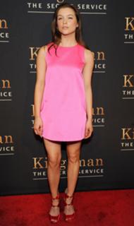 Sophie Cookson feet photo thumbnail