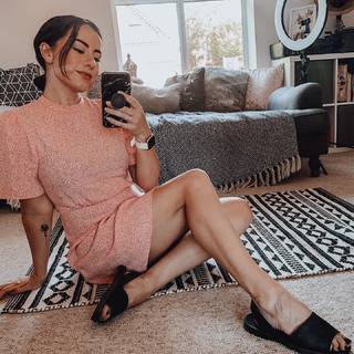 Sophie Craig feet photo 3