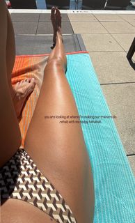 Sophie Cunningham feet photo thumbnail