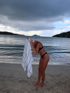 Sophie Cunningham feet photo 1