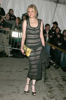 Sophie Dahl feet photo 15