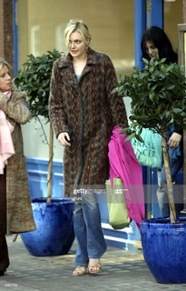Sophie Dahl feet photo 9