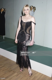 Sophie Dahl feet photo 9