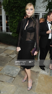 Sophie Dahl feet photo 8
