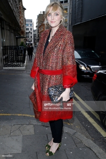 Sophie Dahl feet photo 9