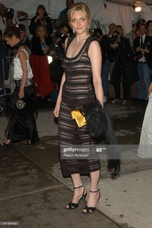 Sophie Dahl feet photo 1