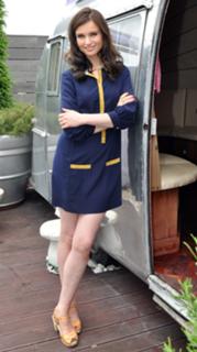 Sophie Ellis-Bextor feet photo thumbnail